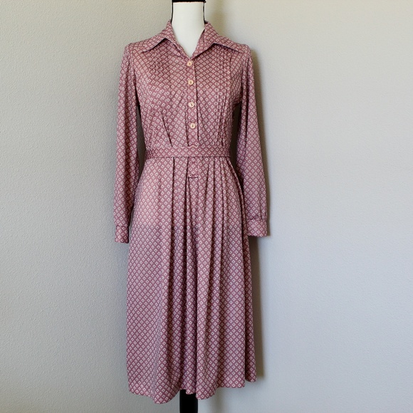 Vintage Dresses & Skirts - Vintage Mauve & Cream Diamond Print Long Sleeve Half Button Midi Dress